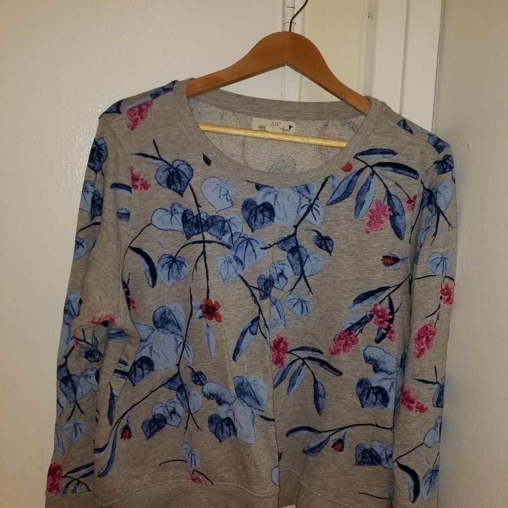 Woman's Sweatshirt